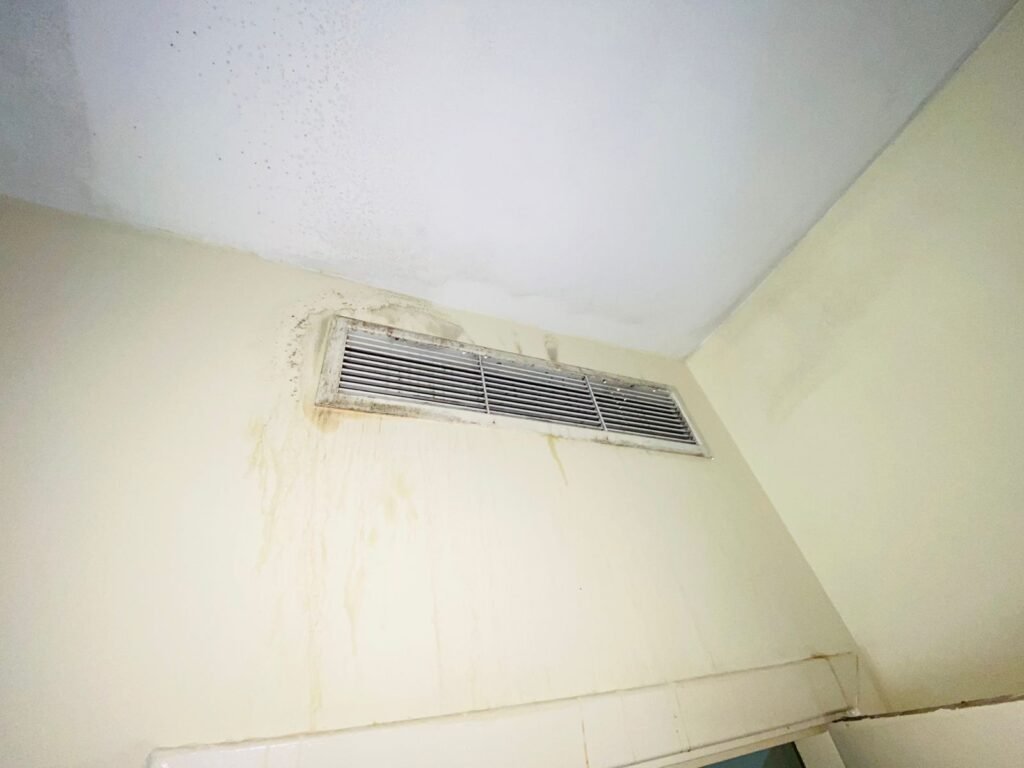 mold and condensation of ac grills due to high humidity in dubai creek harbor
