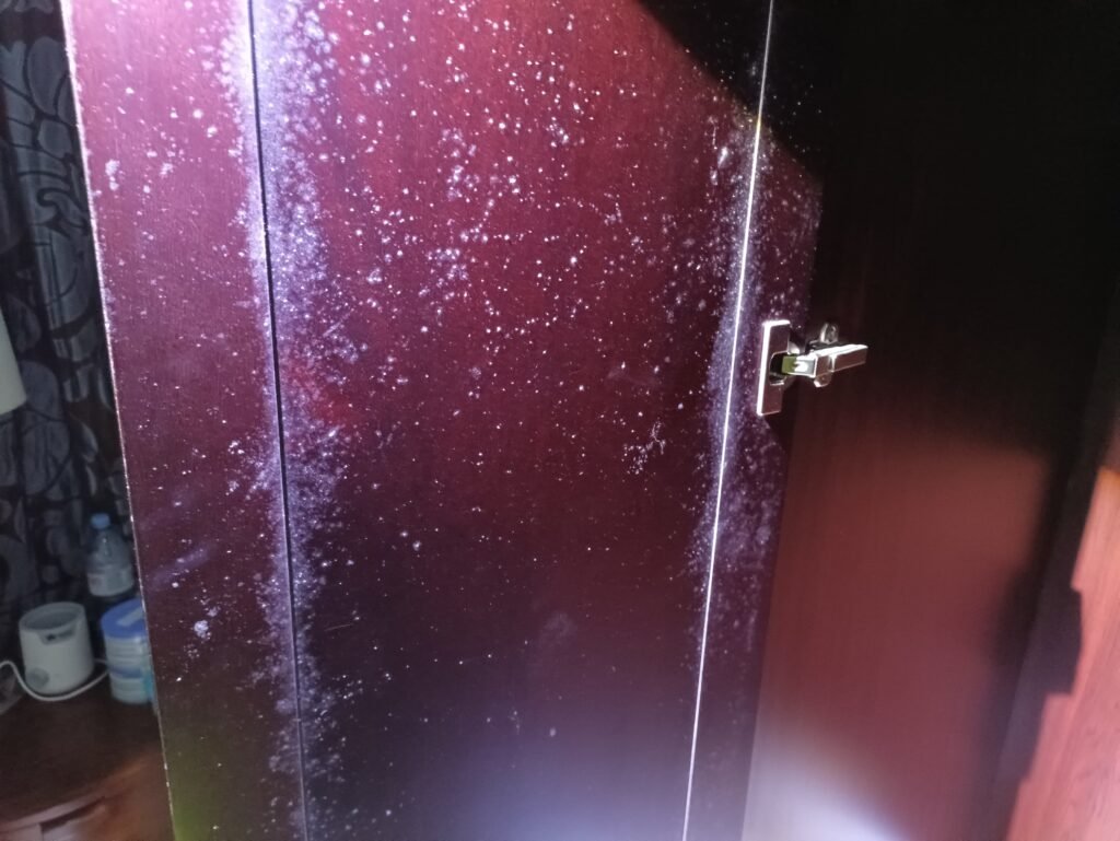 mold in bathroom cabinet due to high humidity in the villa of palm jumeirah
